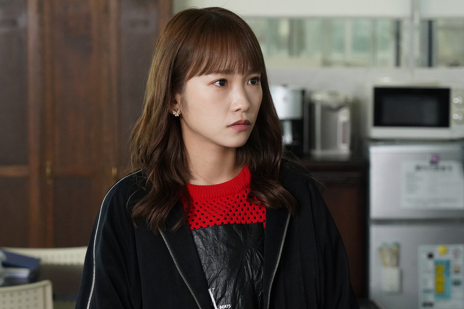 川栄李奈／「親愛なる僕へ殺意をこめて」第2話より（C）フジテレビ