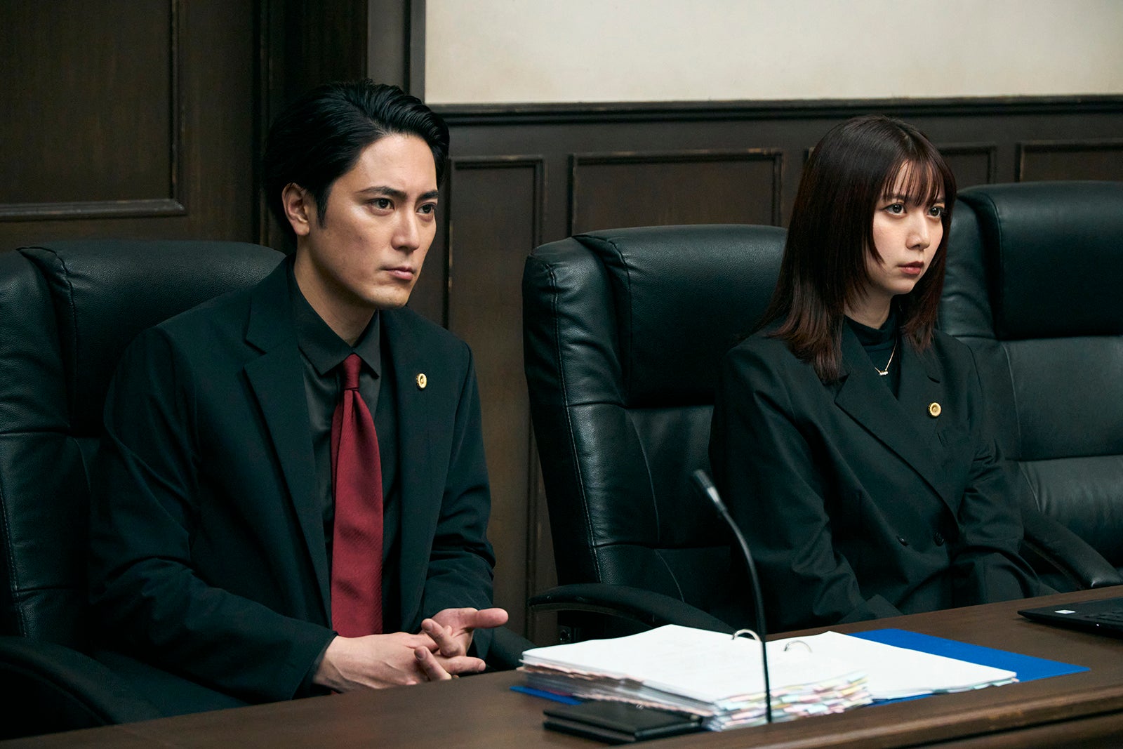 間宮祥太朗、上白石萌歌「イグナイト -法の無法者-」第2話（C）TBS