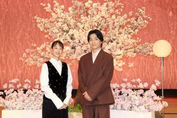 石橋静河が発案「珠ちゃん体操」で朝ドラ「ブラッサム」撮影現場に一体感 金子大地「最高の雰囲気」