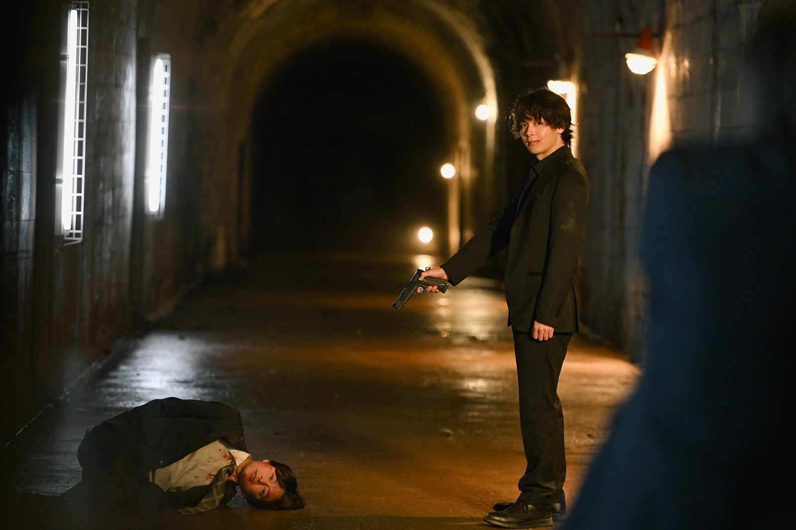 小池徹平、中村倫也「DOPE 麻薬取締部特捜課」第7話（C）TBS