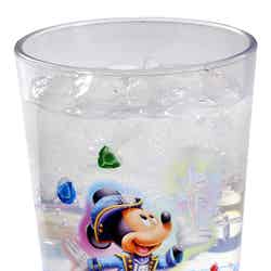 ドリンクカップ1200円（冷たいソフトドリンクをチョイス）／（C）Disney