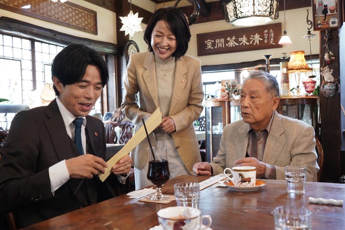 井ノ原快彦、羽田美智子、伊東四朗(C)テレビ朝日