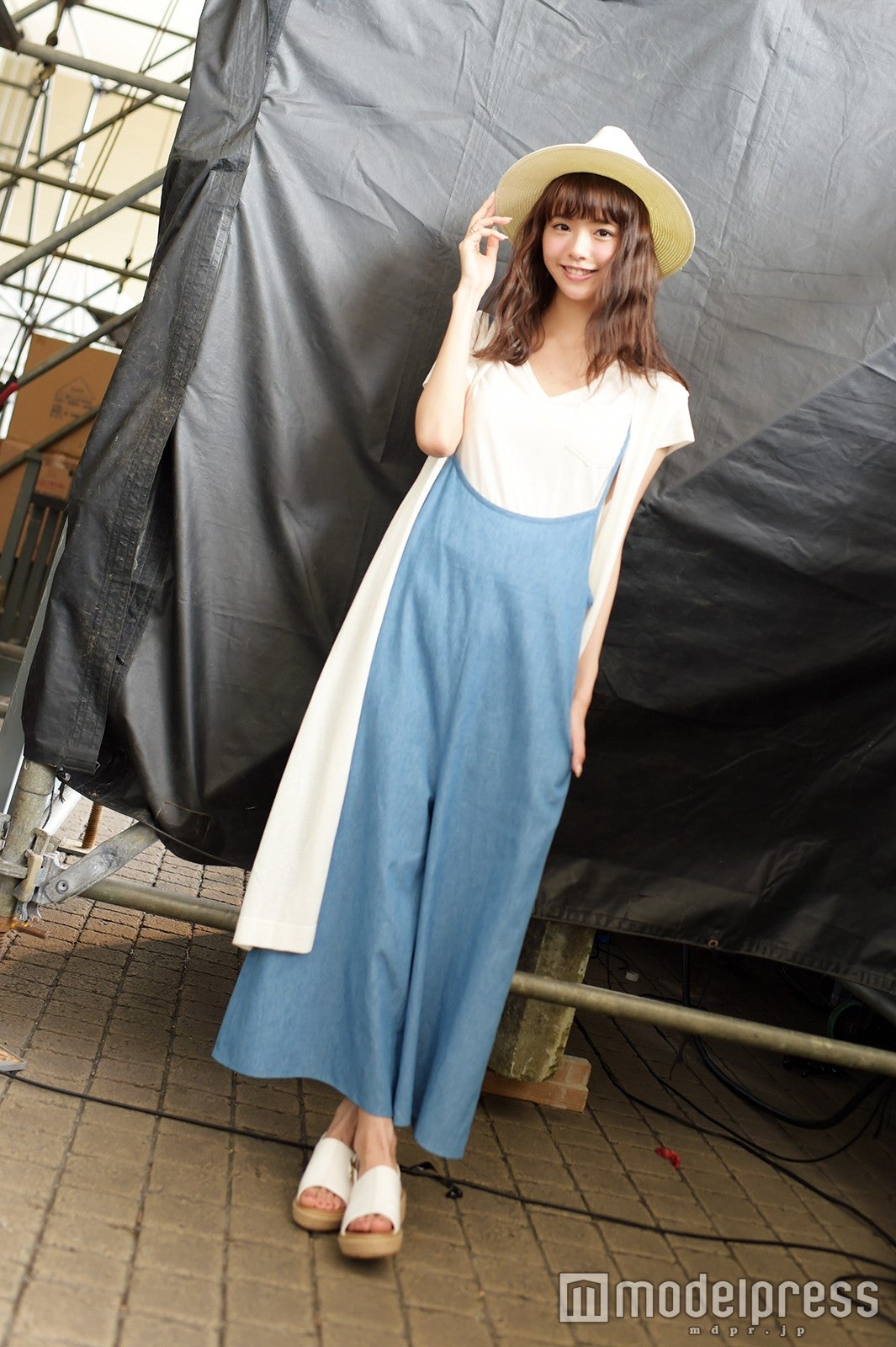 取材に応じた、鈴木優華（C）モデルプレス