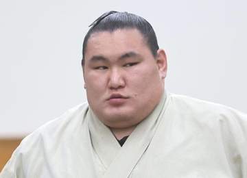 大相撲 横綱豊昇龍が右膝手術激白「こんなひどいとはおもわなかった」名古屋場所後に靱帯修復術 秋場所の出場は厳しく