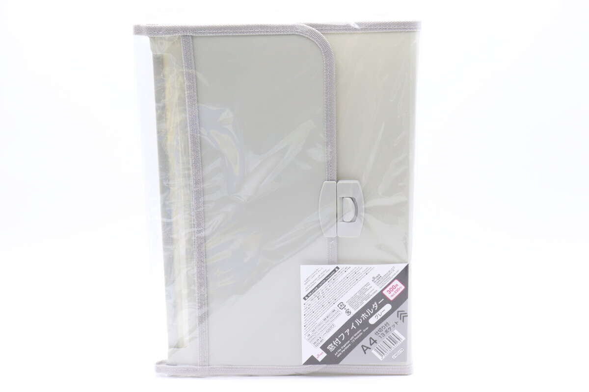 ダイソーのA4窓付ファイルホルダー