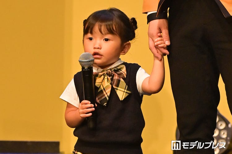4歳の歌姫 村方乃々佳ちゃん 妹誕生に祝福の声 そっくりで可愛い 嬉しそう モデルプレス 4歳の歌姫 村方乃々佳ちゃん 妹誕生に祝福の声 そっくりで可愛い 嬉しそう モデルプレス