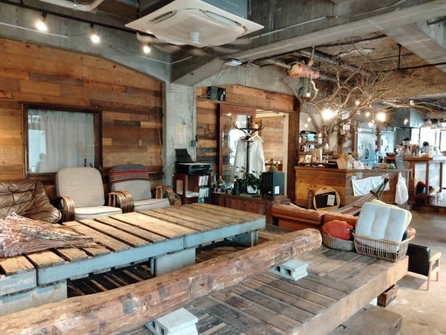 RICO：1階ラウンジ