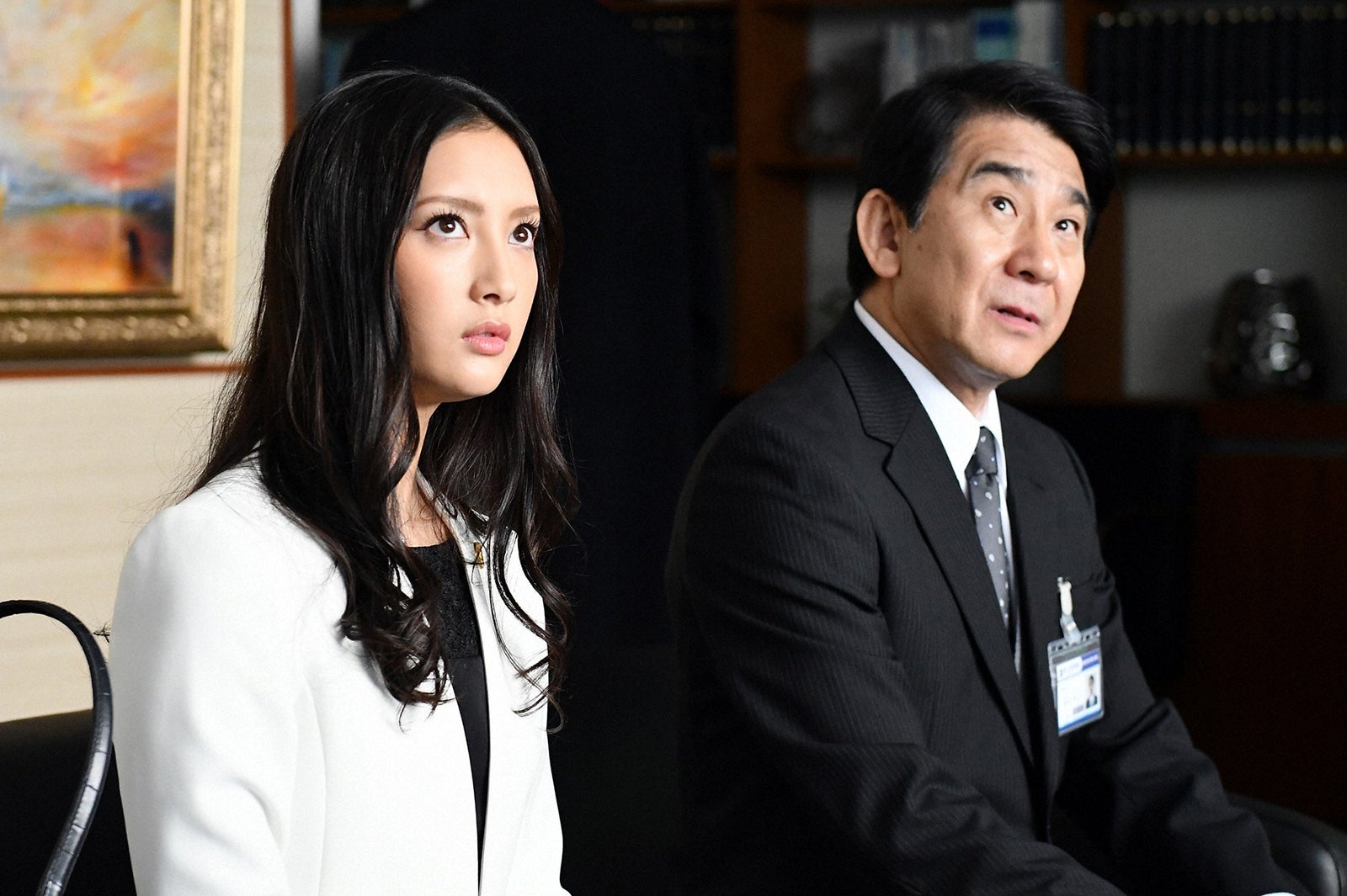 左から：菜々緒、小林隆「A LIFE～愛しき人～」第2話より（C）TBS