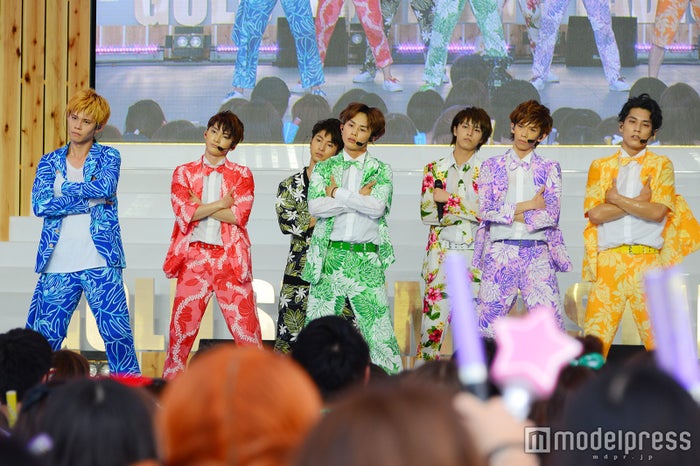 超特急 急接近 水鉄砲にファン興奮 めざましライブ 3年連続出演誓う モデルプレス 超特急 急接近 水鉄砲にファン興奮 めざましライブ 3年連続出演誓う モデルプレス
