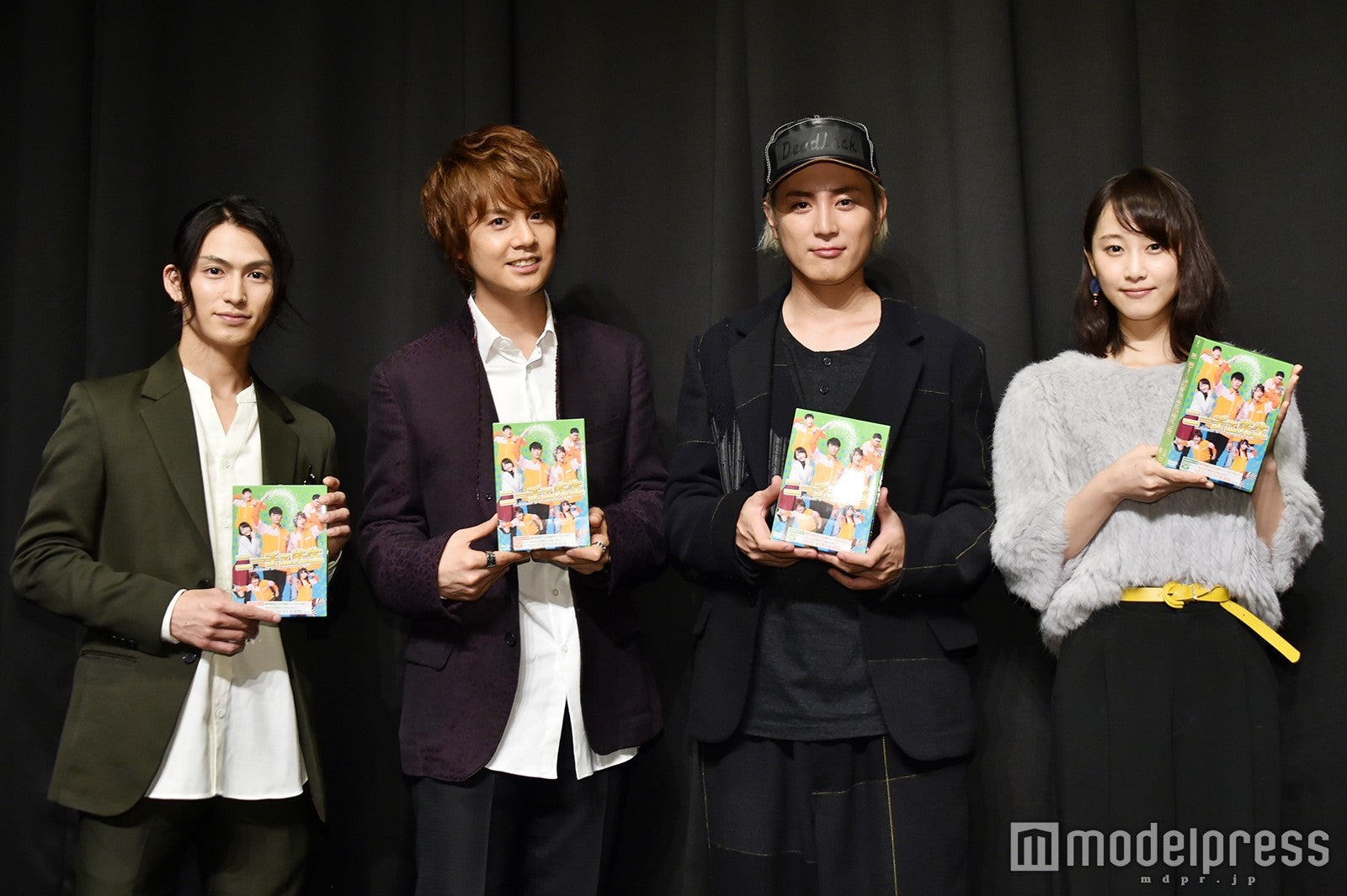 ドラマ「ニーチェ先生」（左から）松田凌、浦井健治、間宮祥太朗、松井玲奈（C）モデルプレス