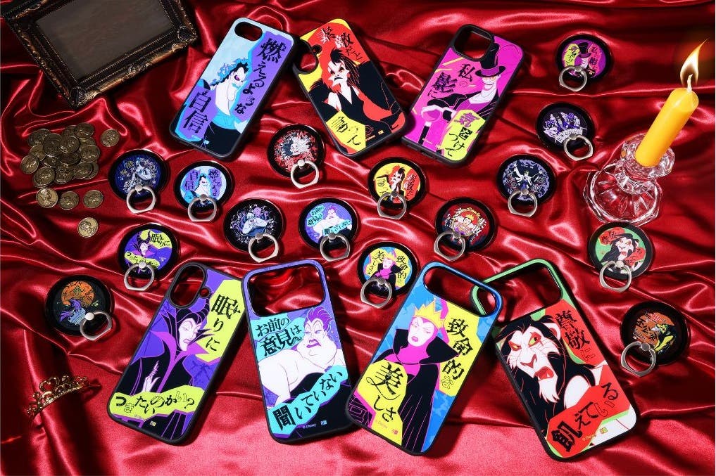 携帯アクセサリー 価格:2,200円(税込)/携帯ケース 価格:2,970円(税込)(C)Disney