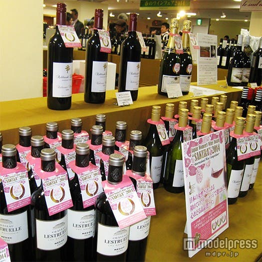 各地で行われる「SAKURA Wine Award 2014」フェアも盛況だ