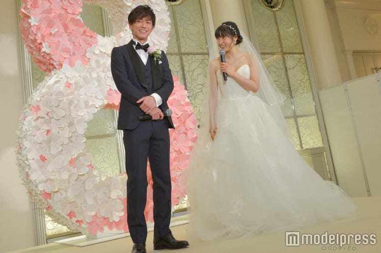 画像9 34 佐藤健 土屋太鳳 ウェディング姿で 結婚式 前代未聞だよ こんな花嫁 8年越しの花嫁 奇跡の実話 モデルプレス