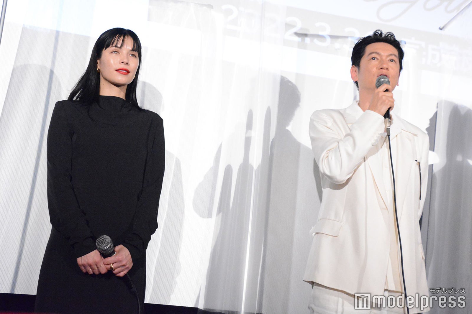 紗羅マリー、井浦新 （C）モデルプレス