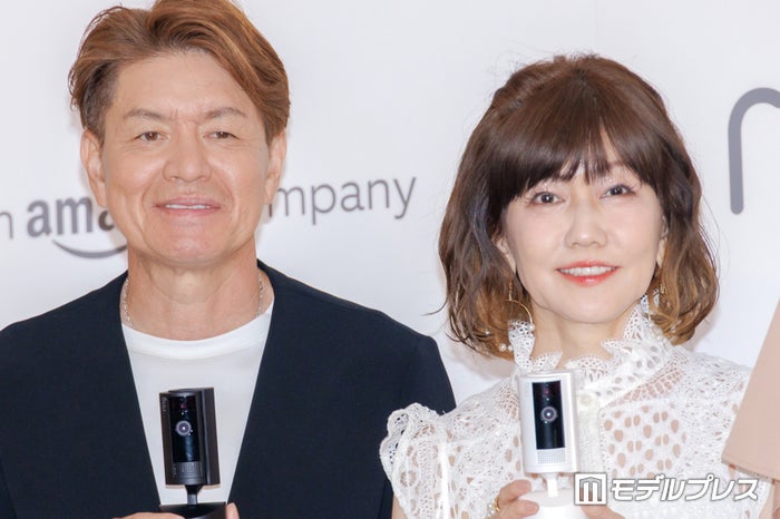 ヒロミ＆松本伊代の息子・小園凌央、両親との赤ちゃん時代ショット公開「愛が溢れてる」「ずっと仲良しで憧れの家族」と反響