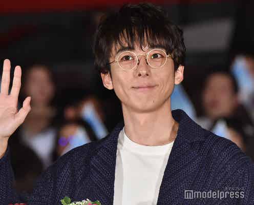高橋一生、親友・V6岡田准一に“しっかりキス” プライベートでの一面明かされる
