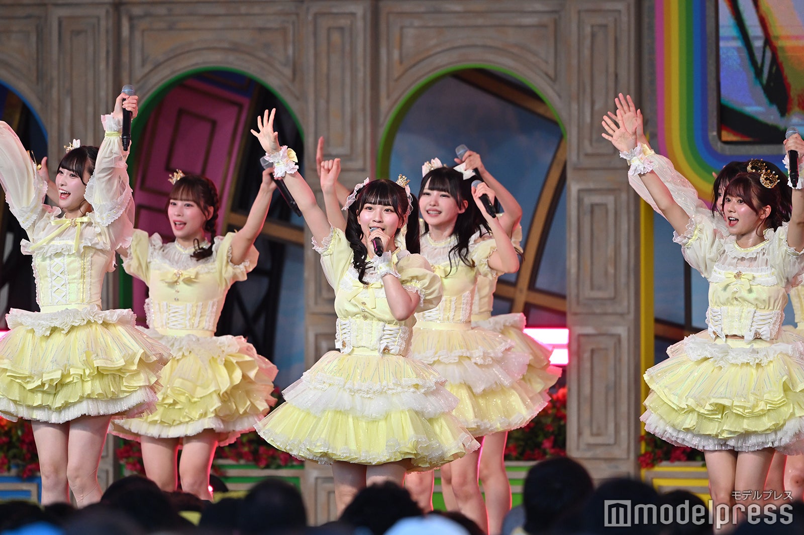 ≒JOY（C）モデルプレス