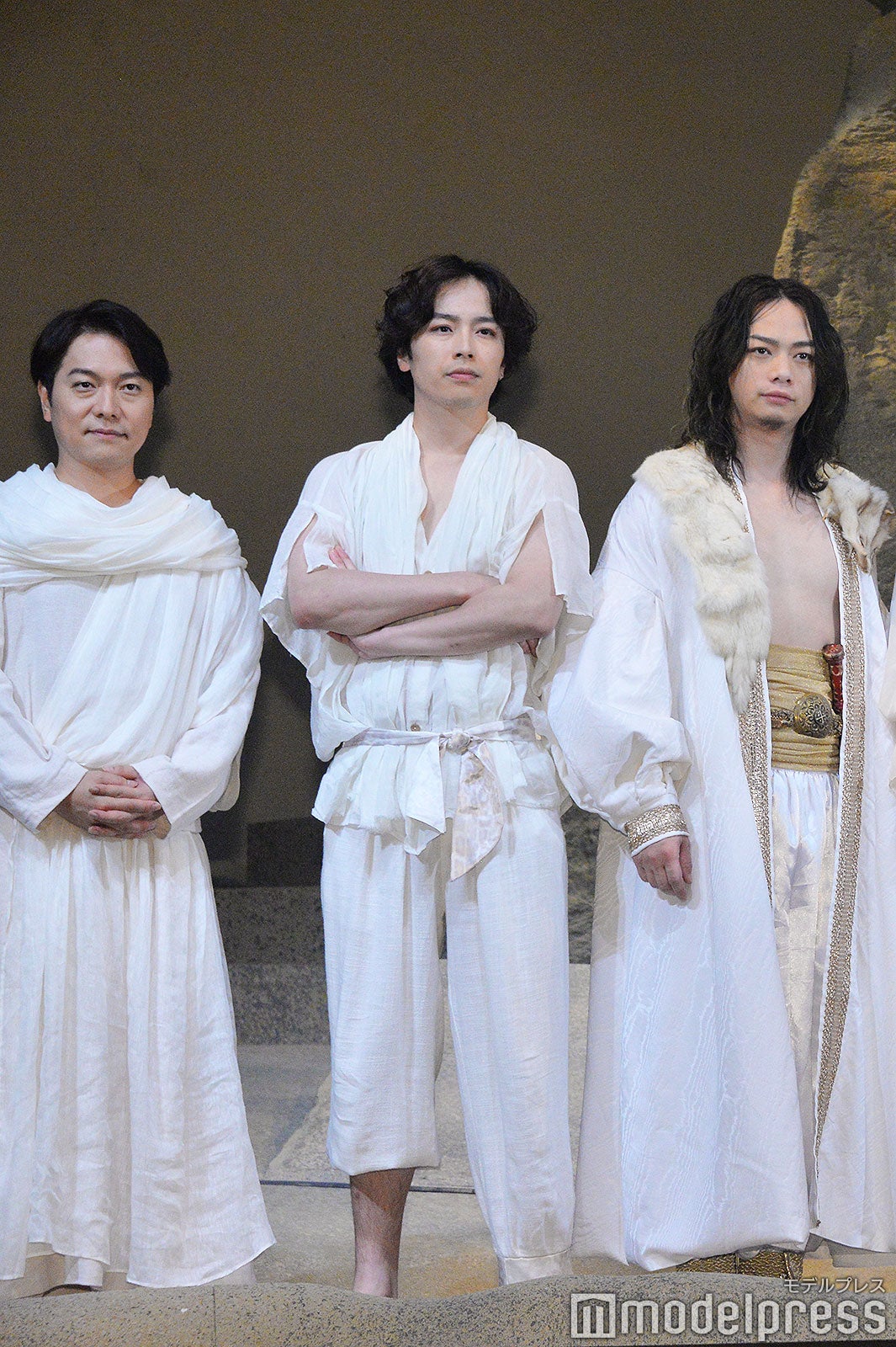 （左から）野島健児、鈴木勝吾、池田純矢 （C）モデルプレス