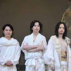 （左から）野島健児、鈴木勝吾、池田純矢 （C）モデルプレス