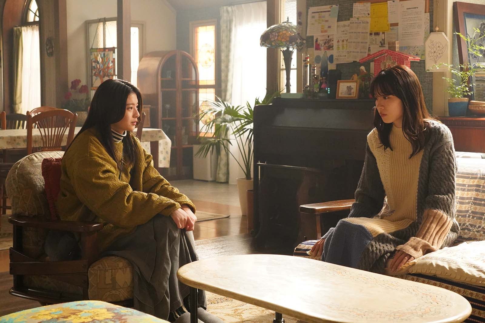 出口夏希、永野芽郁「君が心をくれたから」第8話より（C）フジテレビ