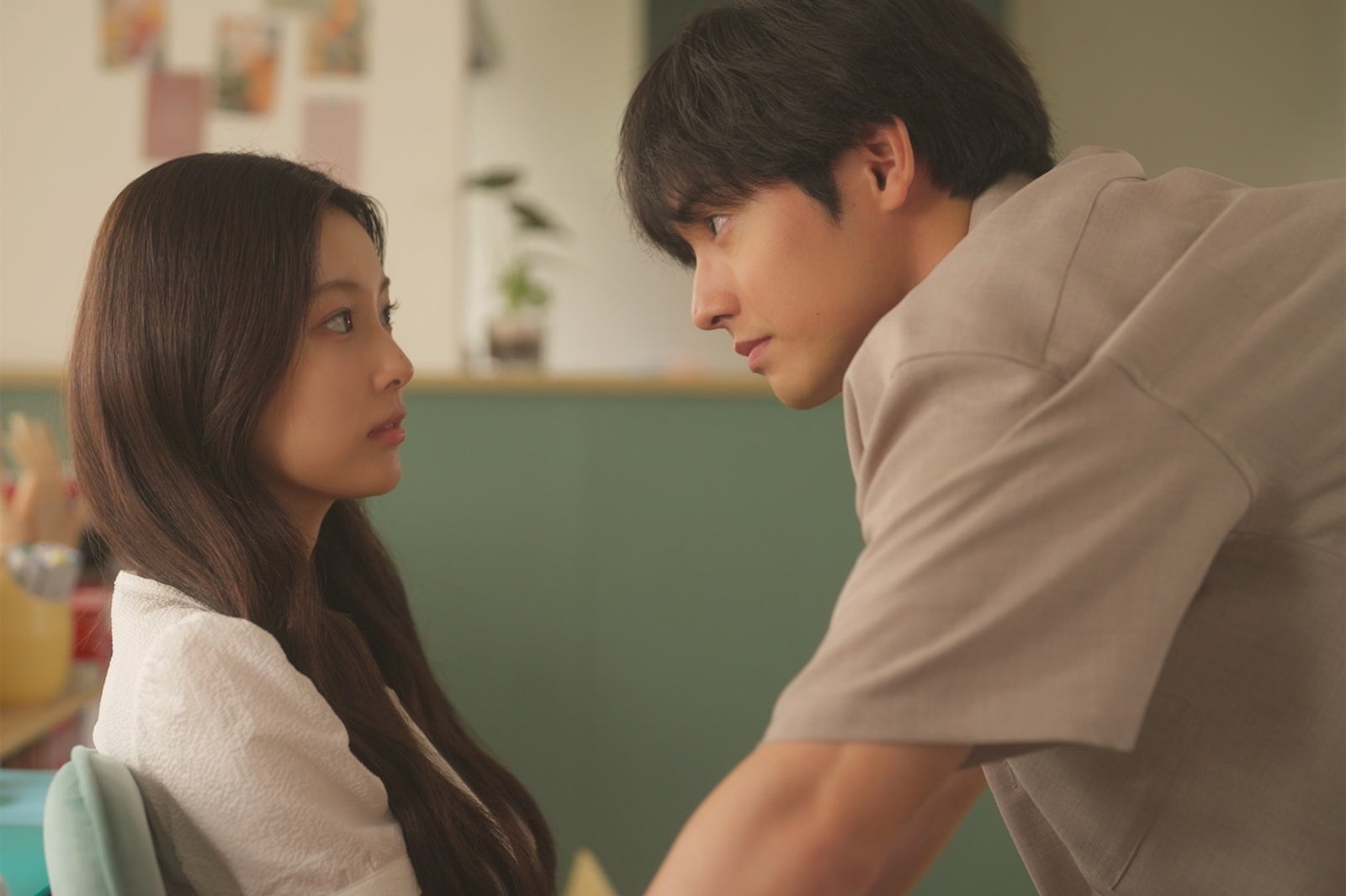 カン・ヘウォン、赤楚衛二（C）「キンパとおにぎり」製作委員会