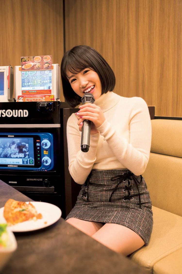 Hkt48朝長美桜 ミニスカートで大人のデート グラビア映え 抜群ボディ披露 モデルプレス Hkt48朝長美桜 ミニスカートで大人のデート グラビア映え 抜群ボディ披露 モデルプレス