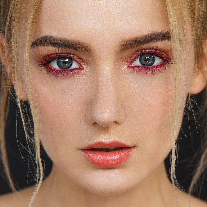 大人女子にはカシスカラーがオススメ 色っぽ可愛いをメイクで演出しましょう モデルプレス