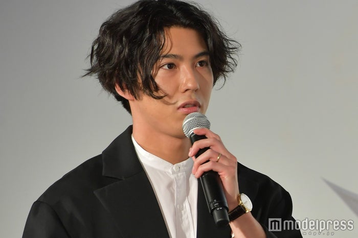 賀来賢人 年下 菅田将暉 山崎賢人を恐れる 最強の2人 モデルプレス 賀来賢人 年下 菅田将暉 山崎賢人を恐れる 最強の2人 モデルプレス