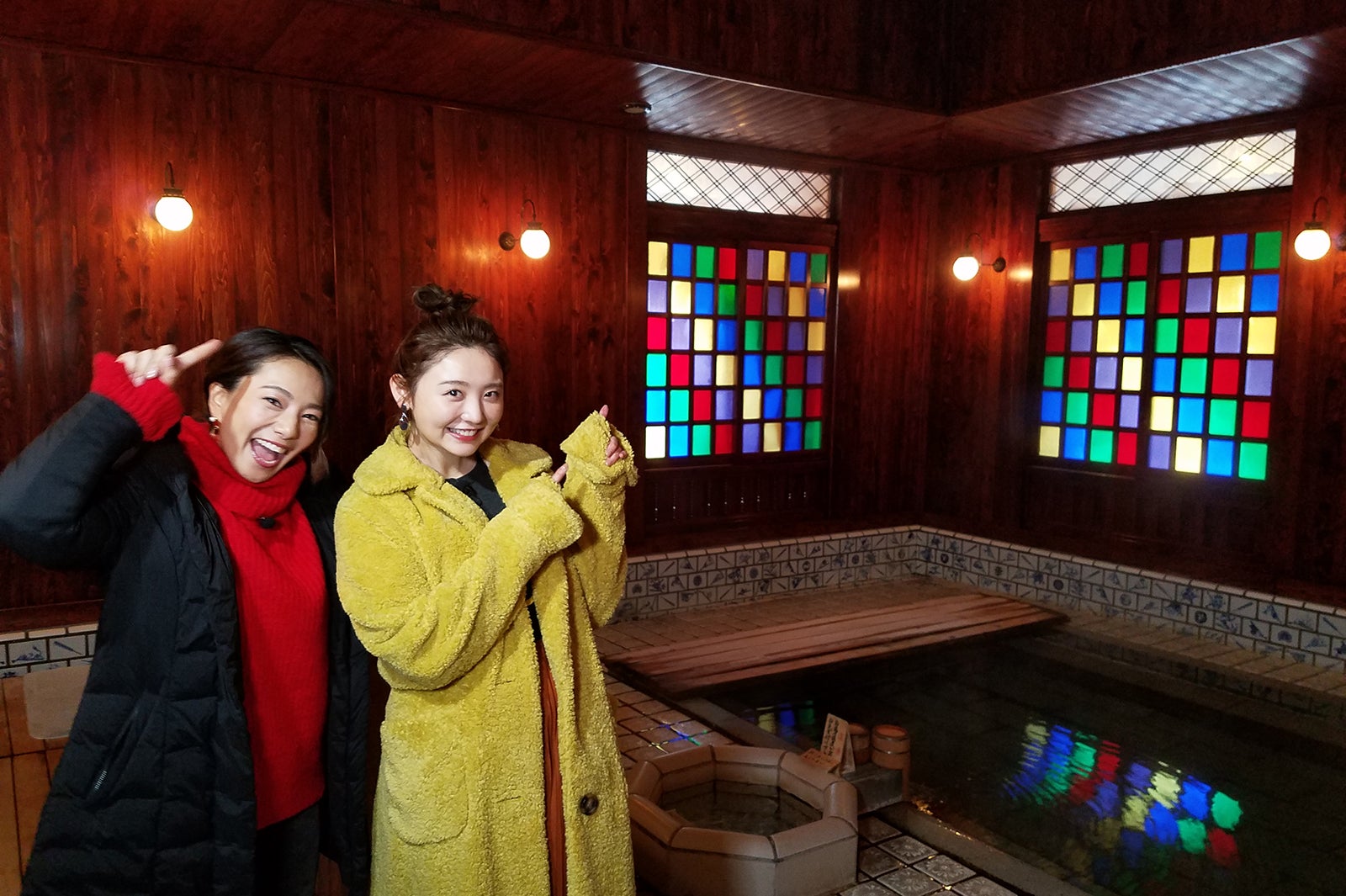 （左から）三船美佳、おのののか／画像提供：テレビ大阪