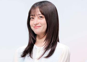 「非の打ち所の無い美しさ」「目の保養」橋本環奈 マシュマロぱくりオフショがかわいすぎ！！