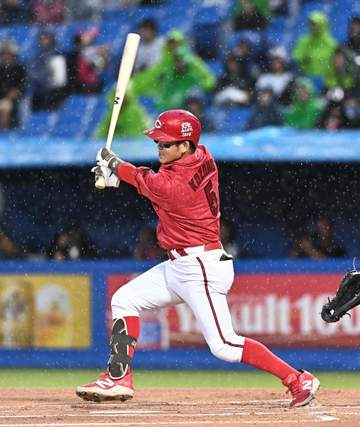 ヤクルト－広島戦が試合再開 中断時間は24分間 一回裏のヤクルトの攻撃前に雷雲が接近とアナウンス