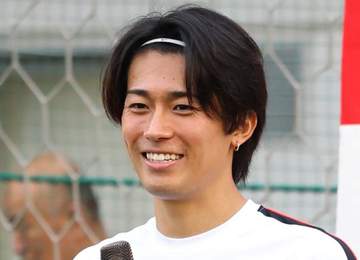 「ノリが中学生すぎるw」久保建英＆福原遥の電撃婚 中村敬斗の祝福メッセージにSNS笑う「かわいい笑」