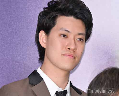粗品、鼻ピアス&パンクコーデで雰囲気ガラリ 初単独表紙雑誌のオフショットが話題「別人かと」「超絶オシャレ」
