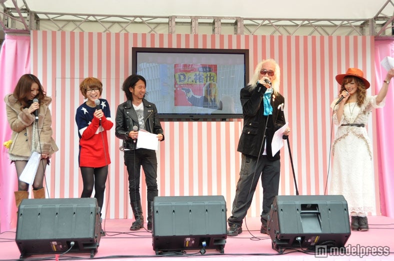 （左から）杉山佳那恵、鈴木奈々、ジョー横溝、内田裕也、板橋瑠美