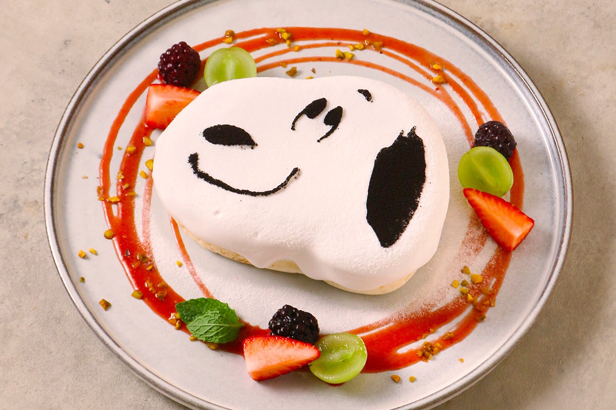 スヌーピーのパンケーキ　1,727円（C）2025 Peanuts Worldwide LLC