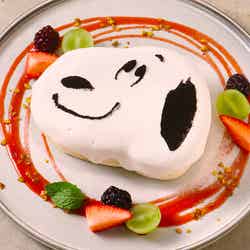 スヌーピーのパンケーキ 1,727円(C)2025 Peanuts Worldwide LLC
