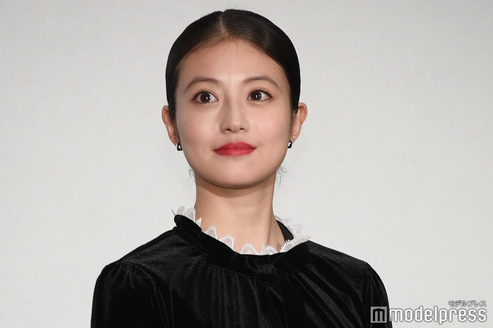 感極まる今田美桜（C）モデルプレス