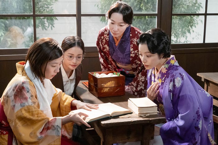 伊藤沙莉、ハ・ヨンス、平岩紙、桜井ユキ「虎に翼」第11話より(C)NHK