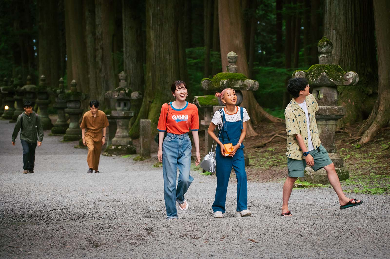 西島秀俊、杉野遥亮、青山テルマ、永野芽郁、前原滉／「ユニコーンに乗って」第7話より（C）TBSスパークル／TBS　撮影：加藤春日