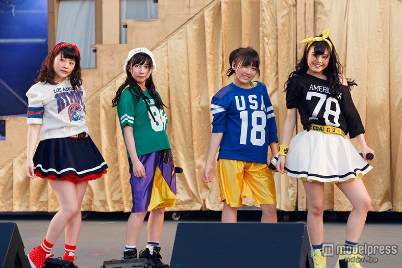 SPEED「Body&Soul」を披露（C）AKS