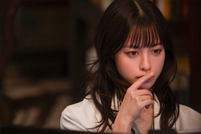 橋本環奈「天久鷹央の推理カルテ」第4話(C)テレビ朝日
