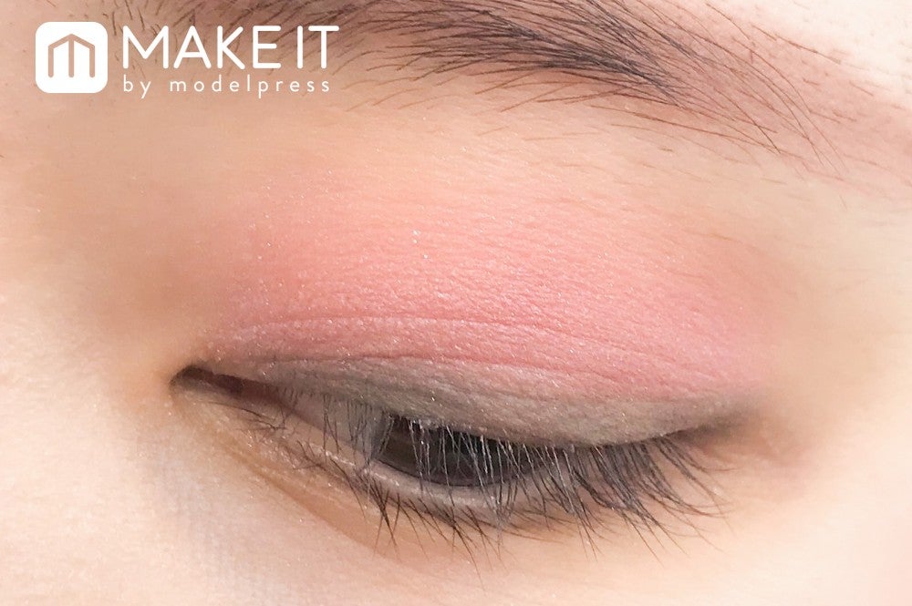 ポール & ジョー フェイス & アイカラー CS／121 使用（アイシャドウ） (C)メイクイット