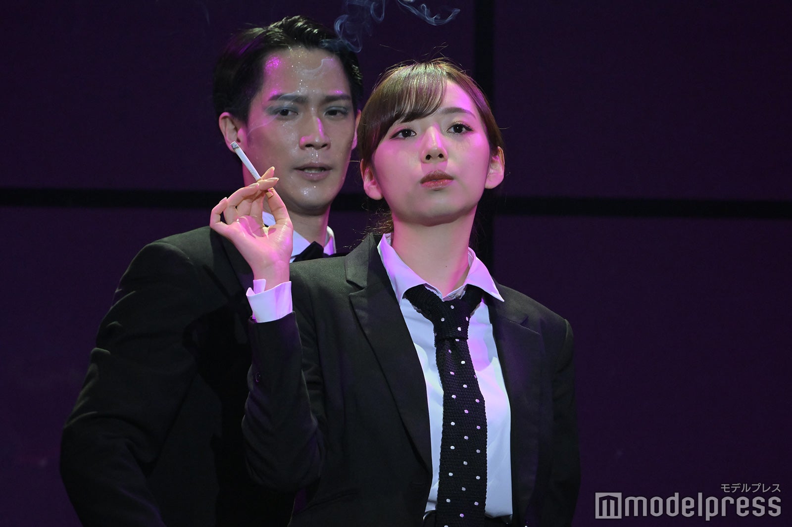 味方良介、新内眞衣（C）モデルプレス