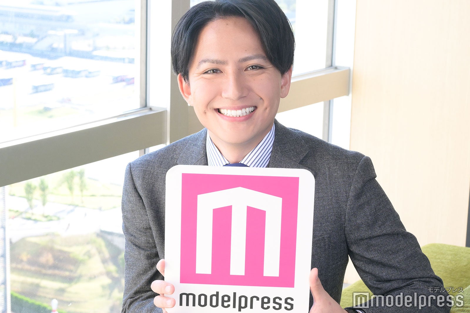 安宅晃樹アナ（C）モデルプレス