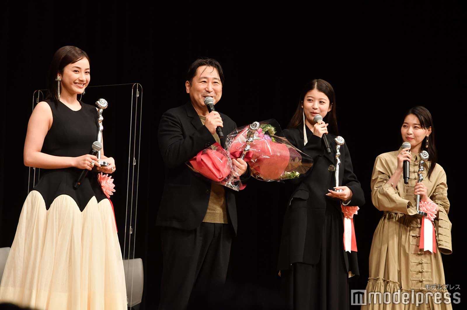 平祐奈、小林啓一監督、馬場ふみか、西野七瀬 （C）モデルプレス