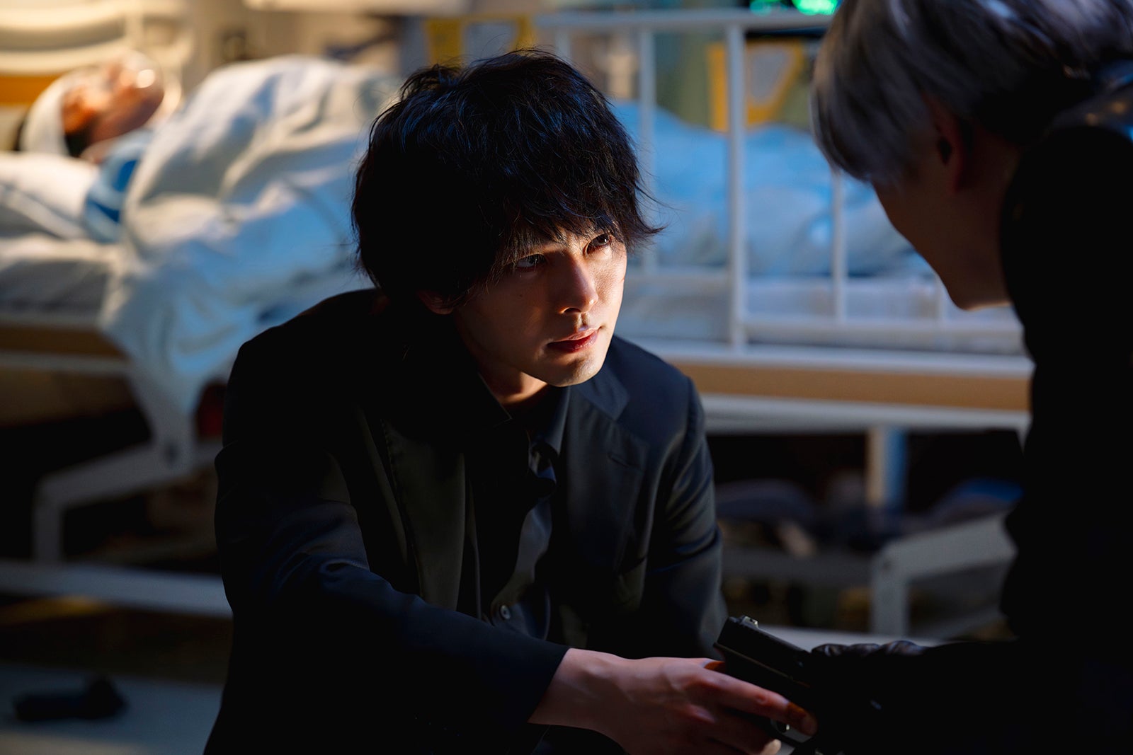 中村倫也「DOPE 麻薬取締部特捜課」第5話（C）TBS