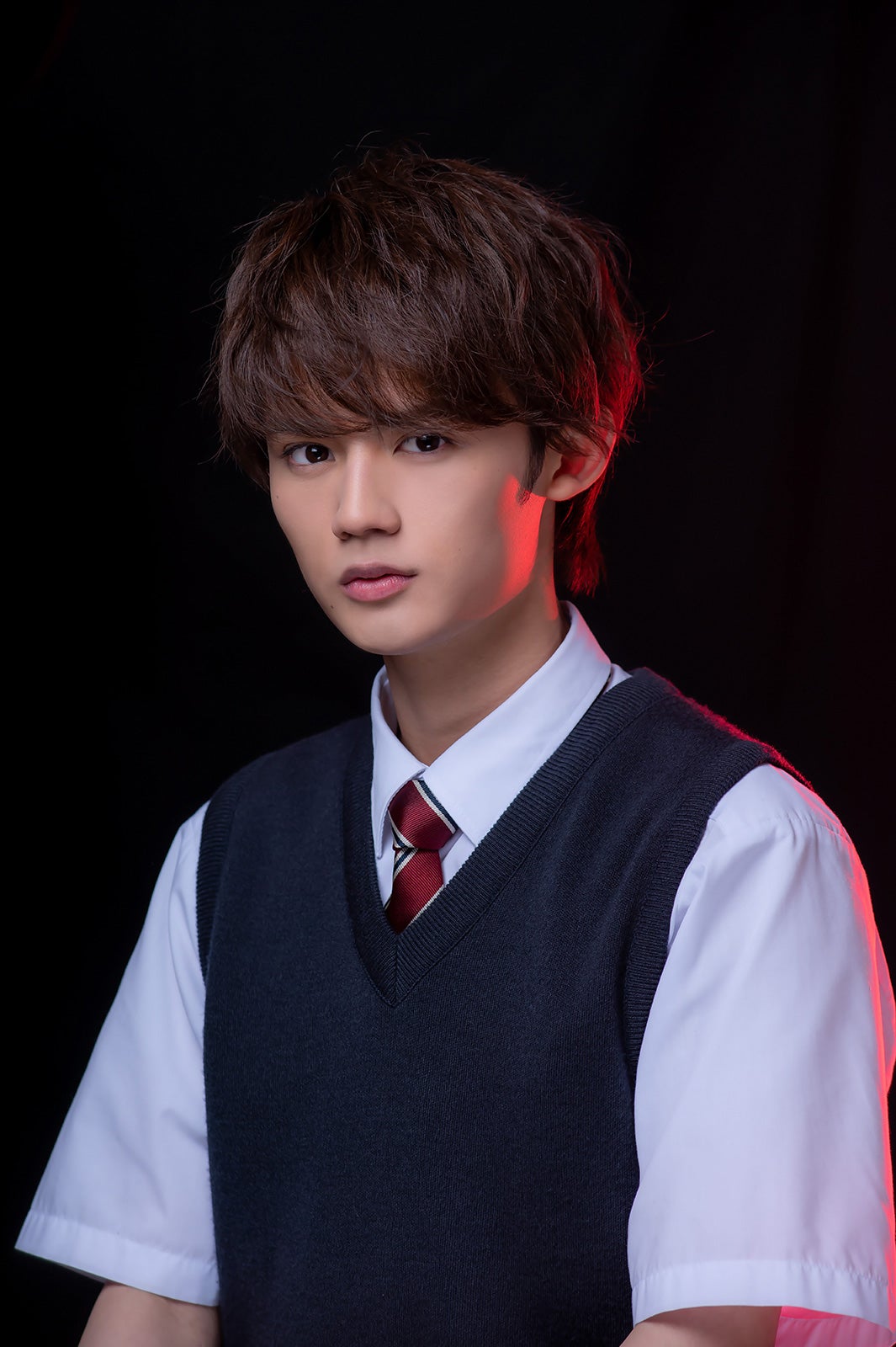 藤原大祐（C）「教祖のムスメ」製作委員会・MBS