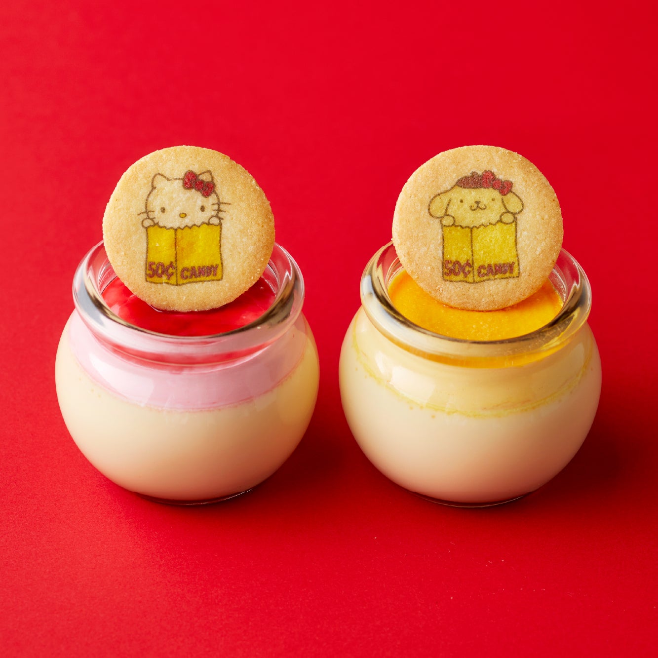 ハローキティ とろけるプリン（ラズベリー風味）扇子1本付き、ポムポムプリン とろけるプリン（マンゴー風味）扇子1本付き　各￥1,000（C）2025 SANRIO CO., LTD. APPROVAL NO. L660648