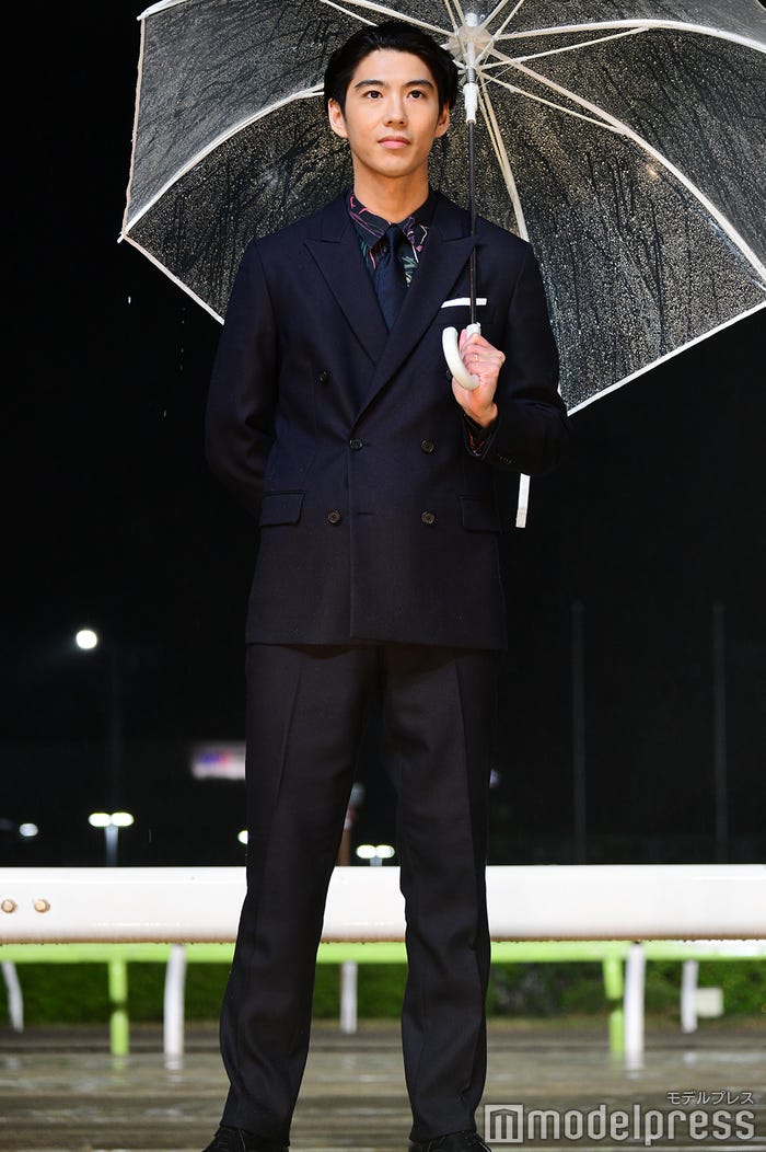 賀来賢人(C)モデルプレス