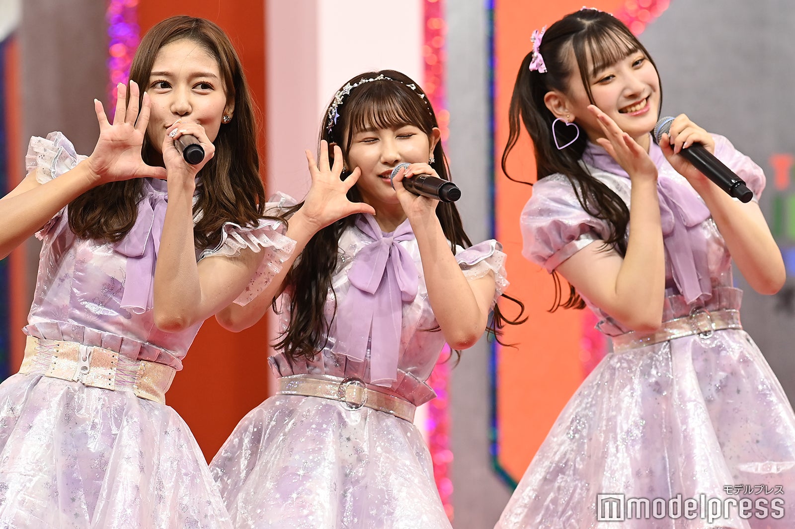 ＝LOVE（C）モデルプレス